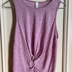 Cute Lulu Lemon yoga top